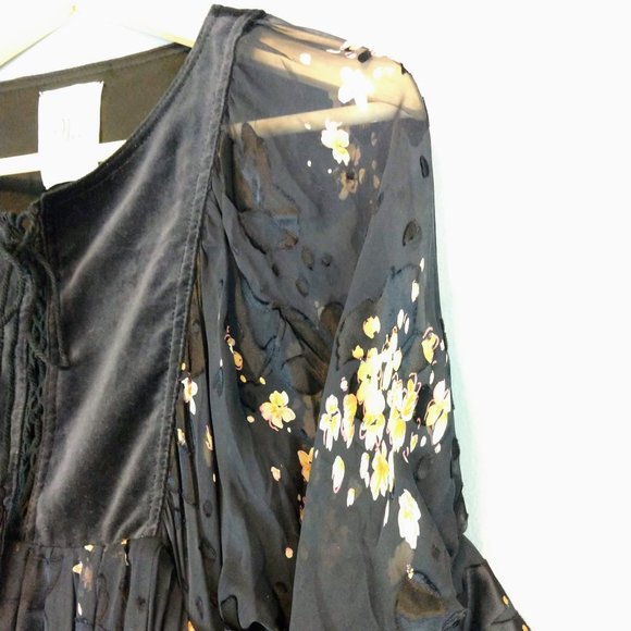 Witchy Core Dress lace up puff sleeve floral halloween - Picture 7 of 9